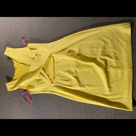 Betsey Johnson Women Yellow Dress Size 10 - Picture 3 of 3